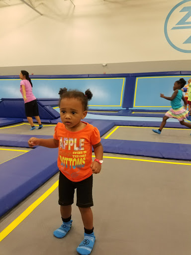 Amusement Center «ZavaZone», reviews and photos, 40 Southlawn Ct, Rockville, MD 20850, USA