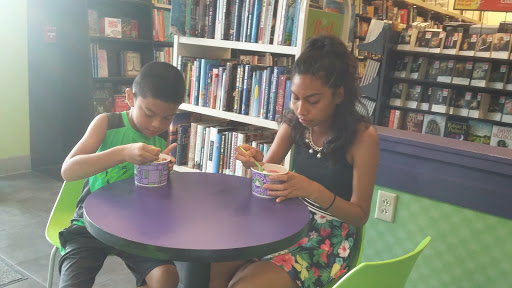 Book Store «Books-A-Million», reviews and photos, 4125 S Cleveland Ave #1200, Fort Myers, FL 33901, USA