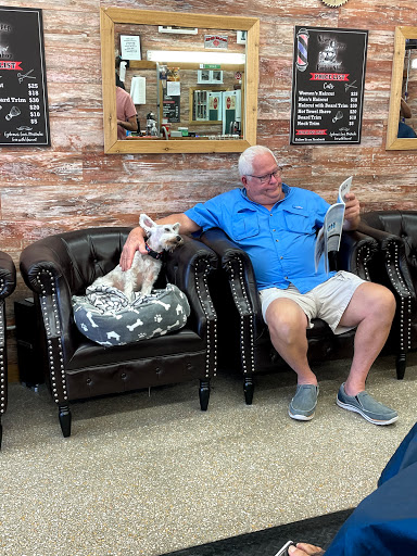 Barber Shop «Silver Clipper Barber Shop», reviews and photos, 512 21st St, Vero Beach, FL 32960, USA