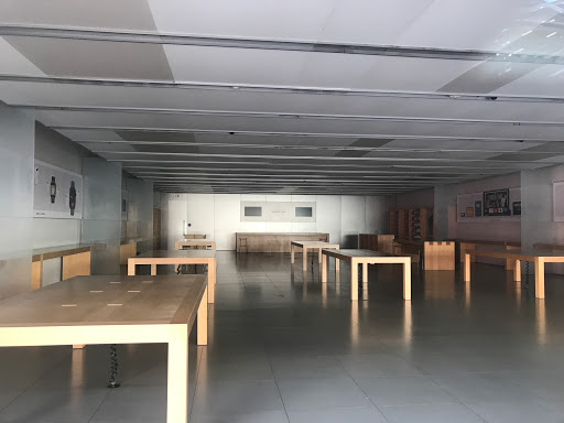 Computer Store «Apple La Cantera», reviews and photos, 15900 La Cantera Pkwy, San Antonio, TX 78256, USA