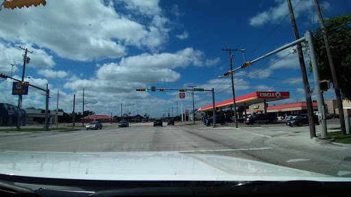 Grocery Store «H-E-B Grocery», reviews and photos, 206 S Alamo St, Refugio, TX 78377, USA