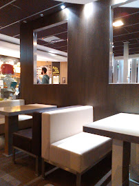 Atmosphère du Restauration rapide McDonald's Contrexéville à Contrexéville - n°9