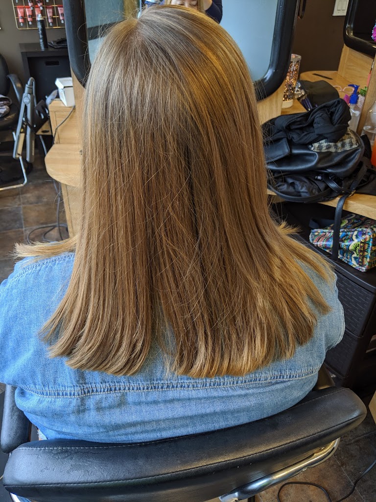 R Salon 98373
