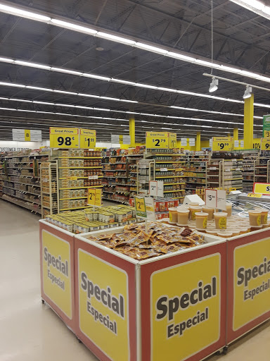 Grocery Store «Fresco y Más», reviews and photos, 1630 W 49th St, Hialeah, FL 33012, USA