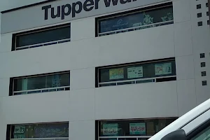 TUPPERWARE image