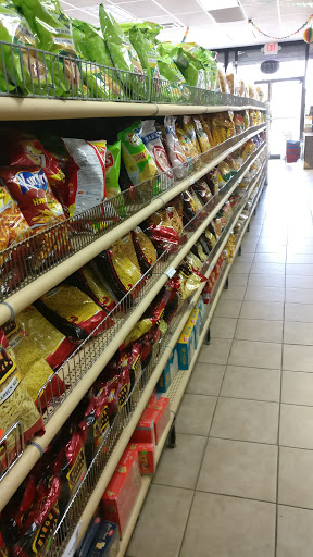 Grocery Store «Royal Indian Grocery», reviews and photos, 560 New Park Ave, West Hartford, CT 06110, USA