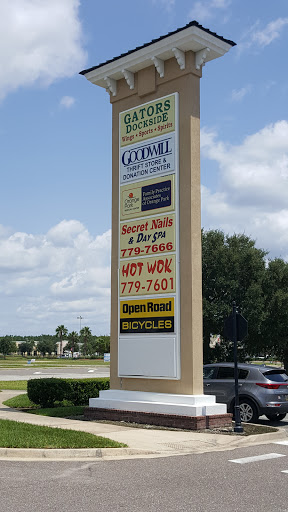 Thrift Store «Goodwill Thrift Store - Oakleaf Crossing», reviews and photos