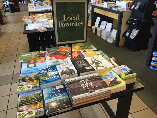 Book Store «Barnes & Noble», reviews and photos, 19401 Alderwood Mall Pkwy, Lynnwood, WA 98036, USA