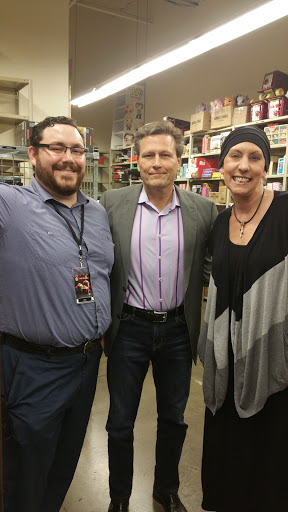 Book Store «Barnes & Noble Booksellers», reviews and photos, 1739 Olentangy River Rd, Columbus, OH 43212, USA