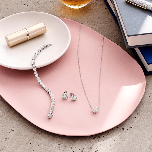 Jewelry Store «SVS Fine Jewelry», reviews and photos, 3323 Long Beach Rd, Oceanside, NY 11572, USA