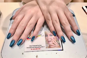 Rainbow Nails image