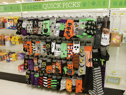 Shopping Mall «Shady Oaks Shopping Center», reviews and photos, 2415 SW 27th Ave, Ocala, FL 34471, USA