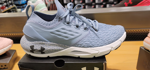 Clothing Store «Under Armour Factory House», reviews and photos, 321 Nut Tree Rd #232, Vacaville, CA 95687, USA