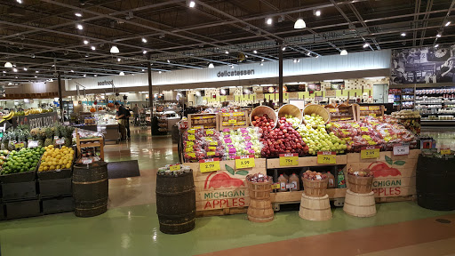Grocery Store «Strack & Van Til Food Market», reviews and photos, 9632 Cline Ave, Highland, IN 46322, USA