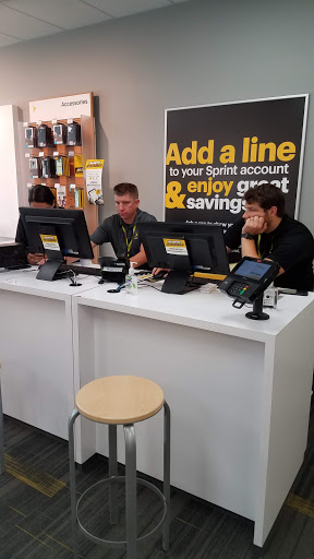 Cell Phone Store «Sprint Store», reviews and photos, 6391 Carlisle Pike #106, Mechanicsburg, PA 17050, USA