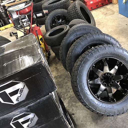 Auto Repair Shop «Edcar Tire & Auto Repair», reviews and photos, 27440 S Dixie Hwy, Homestead, FL 33032, USA