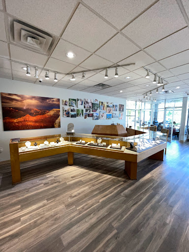 Jewelry Store «Edward Warren Jewelers», reviews and photos, 1610 Cross Creeks Blvd, Pickerington, OH 43147, USA