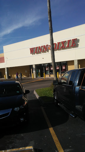Grocery Store «Winn-Dixie», reviews and photos, 6301 County Line Rd, Miramar, FL 33023, USA