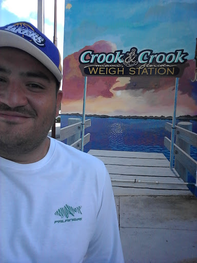 Fishing Store «Crook & Crook Marine - Electronics, Fishing and Marine Supply», reviews and photos, 2795 SW 27th Ave, Miami, FL 33133, USA