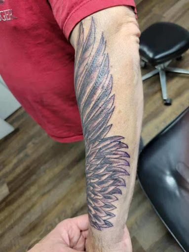 Tattoo Shop «Sacred Art Tattoos», reviews and photos, 897 W McClain Ave, Scottsburg, IN 47170, USA