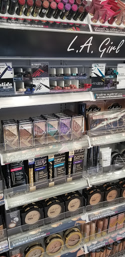 Hair Salon «Ulta Beauty», reviews and photos, 4036 Factoria Square Mall SE, Bellevue, WA 98006, USA