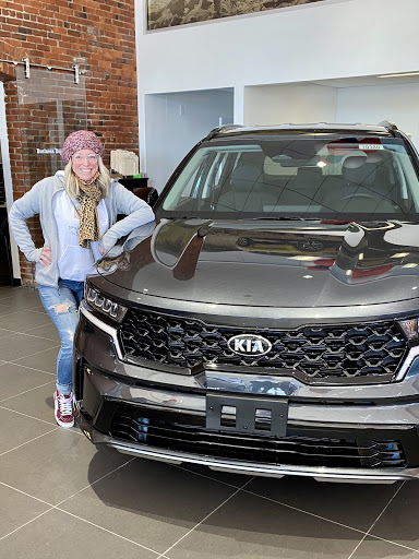 Kia Dealer «Route 6 Auto Mall Kia», reviews and photos, 1049 Grand Army of the Republic Hwy, Swansea, MA 02777, USA