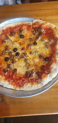 Plats et boissons du Pizzeria Pizza Charly à Marseille - n°5