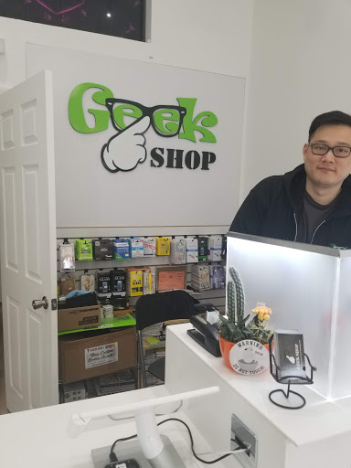 Computer Repair Service «Geek Shop», reviews and photos, 4917 5th Ave, Brooklyn, NY 11220, USA