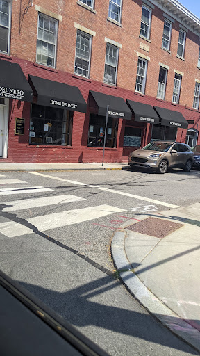 11 Farewell St, Newport, RI 02840, USA