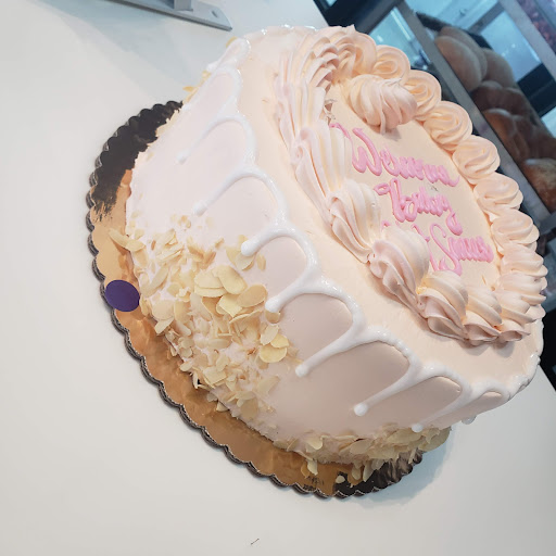 Bakery «Cake Brothers Bakery», reviews and photos, 6737 W 26th St, Berwyn, IL 60402, USA