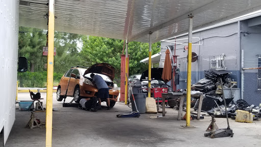 Auto Radiator Repair Service «AAA Radiator and Auto Air Conditioning», reviews and photos, 15570 W Dixie Hwy, North Miami Beach, FL 33162, USA