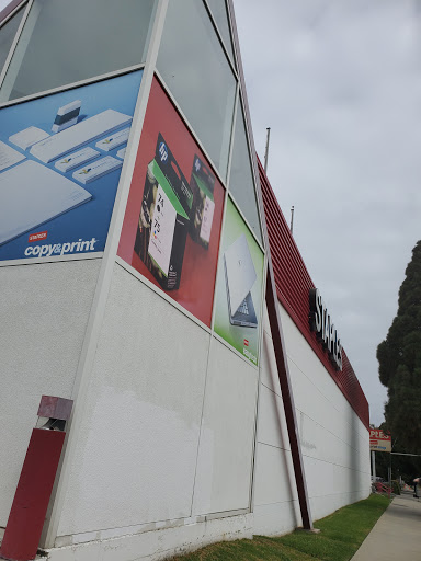 Office Supply Store «Staples», reviews and photos, 2052 S Bundy Dr, West Los Angeles, CA 90025, USA