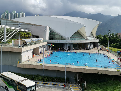 Tung Chung Swimming Pool