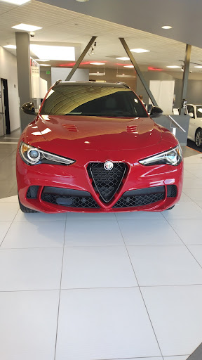 Used Car Dealer «Ron Tonkin Dealerships Used Cars», reviews and photos, 9008 SW Canyon Rd, Portland, OR 97225, USA