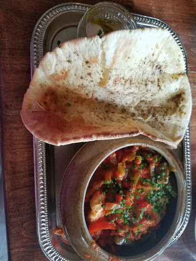 Fine Dining Restaurant «Sonoma Wine Shop / La Bodega Kitchen», reviews and photos, 2295 Gravenstein Hwy S, Sebastopol, CA 95472, USA