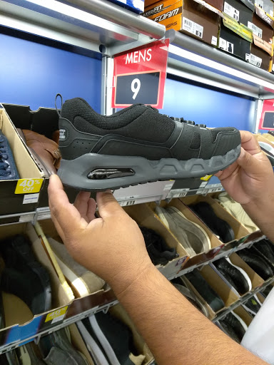 Shoe Store «SKECHERS Factory Outlet», reviews and photos, 5805 Cutting Blvd, El Cerrito, CA 94530, USA