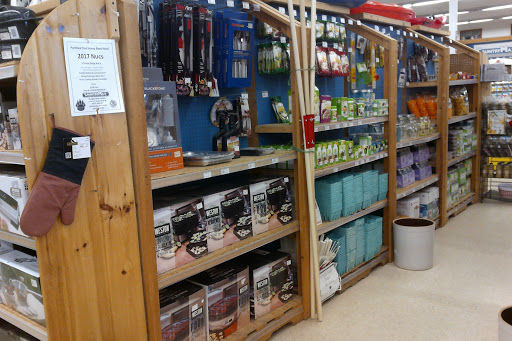 Pet Supply Store «CountryMax - Geneseo», reviews and photos, 4101 Lakeville Rd, Geneseo, NY 14454, USA