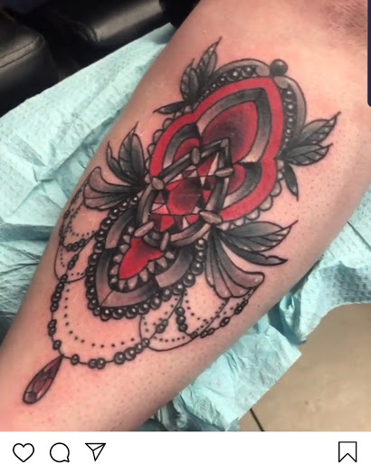 Tattoo Shop «Illuminati Tattoo Parlor», reviews and photos, 10214 SE Mill Plain Blvd Suite B, Vancouver, WA 98664, USA