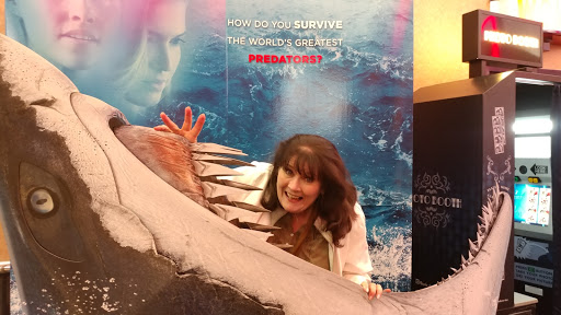 Movie Theater «Regal Cinemas Modesto 10», reviews and photos, 3969 McHenry Ave, Modesto, CA 95356, USA