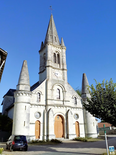 Église catholique Église Saint-Antoine Senillé-Saint-Sauveur