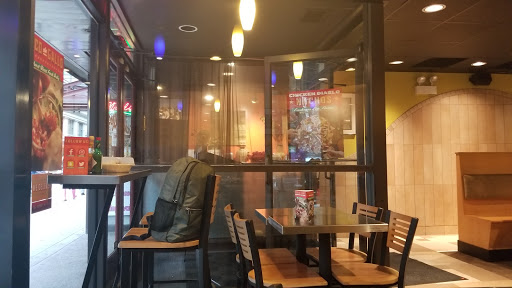 Mexican Restaurant «QDOBA Mexican Eats», reviews and photos, 957 W Diversey Pkwy, Chicago, IL 60614, USA