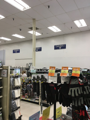 Hardware Store «Harbor Freight Tools», reviews and photos, 8500 Whittier Blvd, Pico Rivera, CA 90660, USA