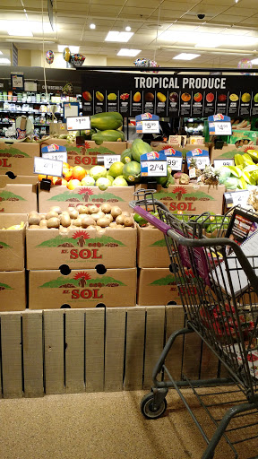 Grocery Store «Super Stop & Shop», reviews and photos, 20 Washington Ave, Dumont, NJ 07628, USA