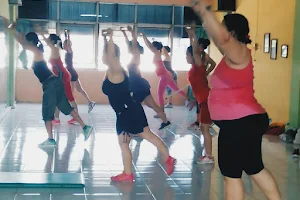 Sanggar Senam Body Fit | Aerobic | Yoga | Zumba image
