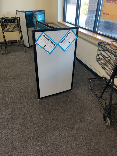 Pet Supply Store «Petco Animal Supplies», reviews and photos, 9 W Avon Rd, Avon, CT 06001, USA