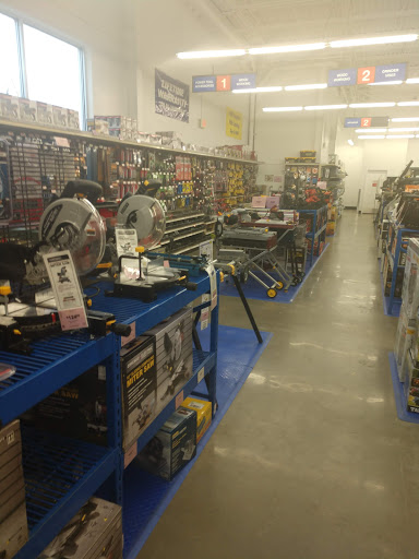 Hardware Store «Harbor Freight Tools», reviews and photos, 20 Carmans Rd, Massapequa, NY 11758, USA