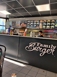 Atmosphère du Restaurant Family Burger à Épinay-sur-Seine - n°1