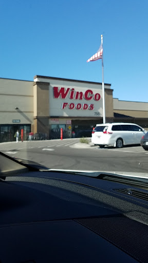 Supermarket «WinCo Foods», reviews and photos, 755 SW 19th St, Moore, OK 73160, USA