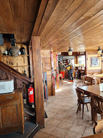 Atmosphère du Restaurant La Traversette à Montvalezan - n°4