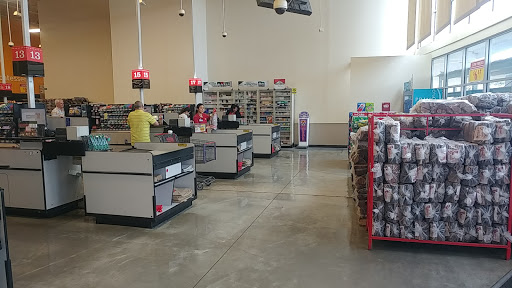 Grocery Store «H-E-B Grocery», reviews and photos, 7811 McPherson Rd, Laredo, TX 78045, USA